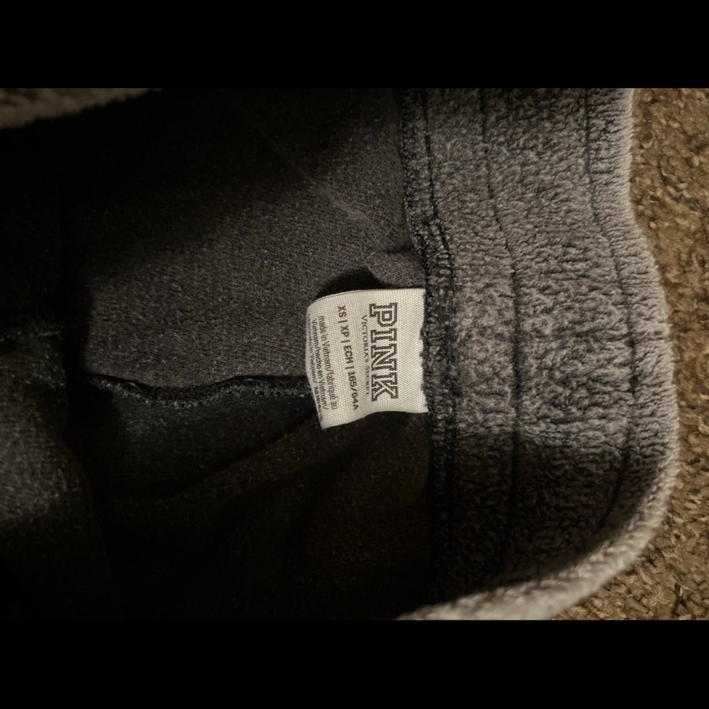 Pink sweatpants - Picture 2 of 2